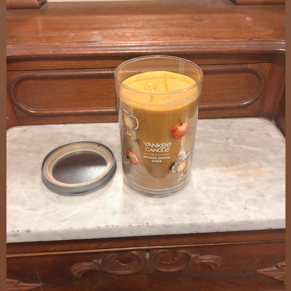 Spooky Spider Cider Yankee Candle